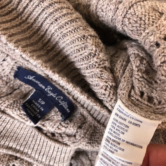 American Eagle Tan Sweater Size Small - Picture 6 of 6